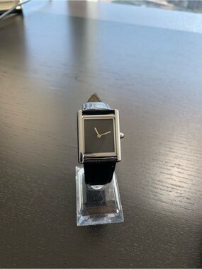 Minimalist Rectangular Black Dial Leather Strap Tank Watch